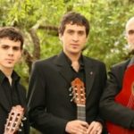 3802617-trio_tango_390-302×220