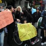 3944772-protesta_escuela_monserrat_390-390×220