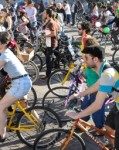 3969234-ciclistas_390-119×160