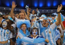 La selección nos abraza, pero no nos puede distraer